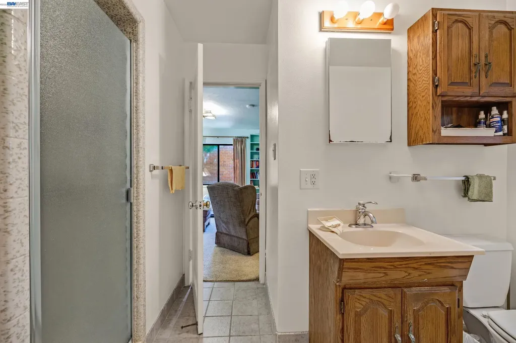 21617 Westfield Avenue Hayward CA 94541
