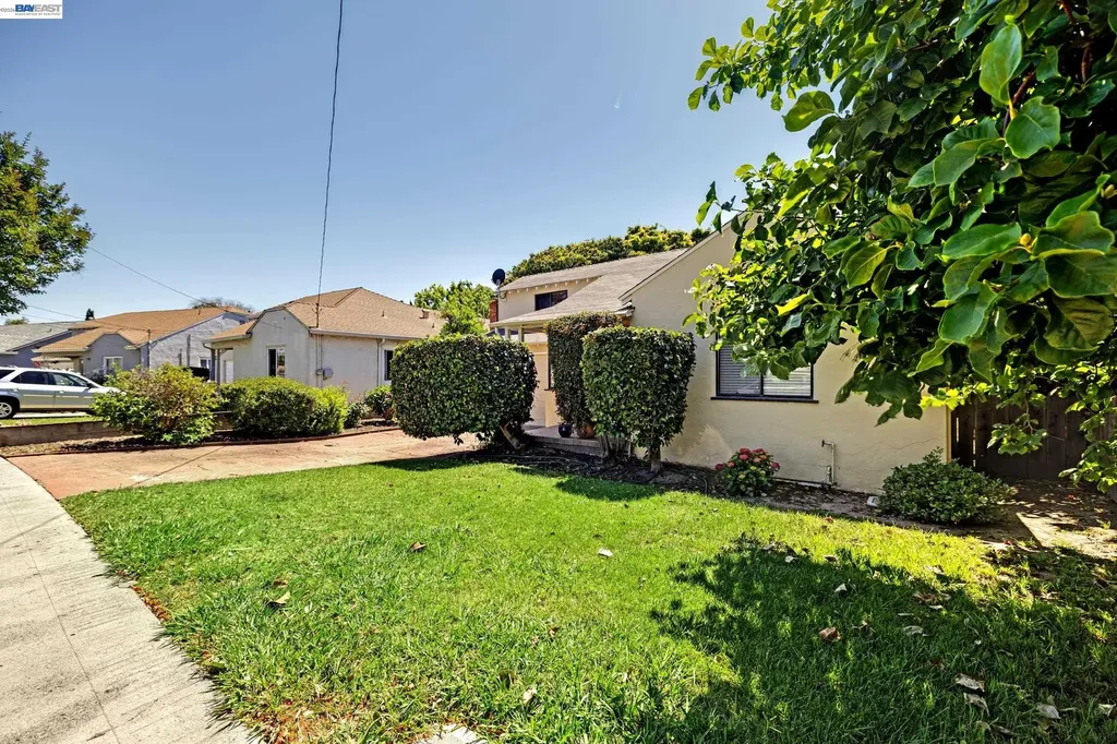 21617 Westfield Avenue Hayward CA 94541