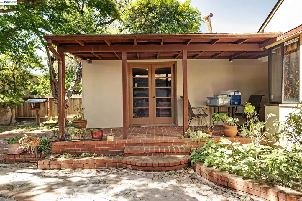 21617 Westfield Avenue Hayward CA 94541