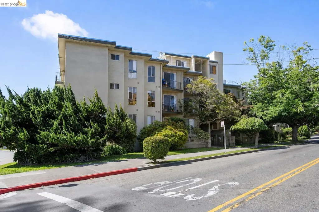 469 Van Buren Avenue Oakland CA 94610