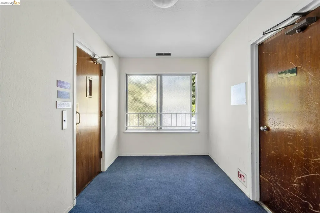469 Van Buren Avenue Oakland CA 94610