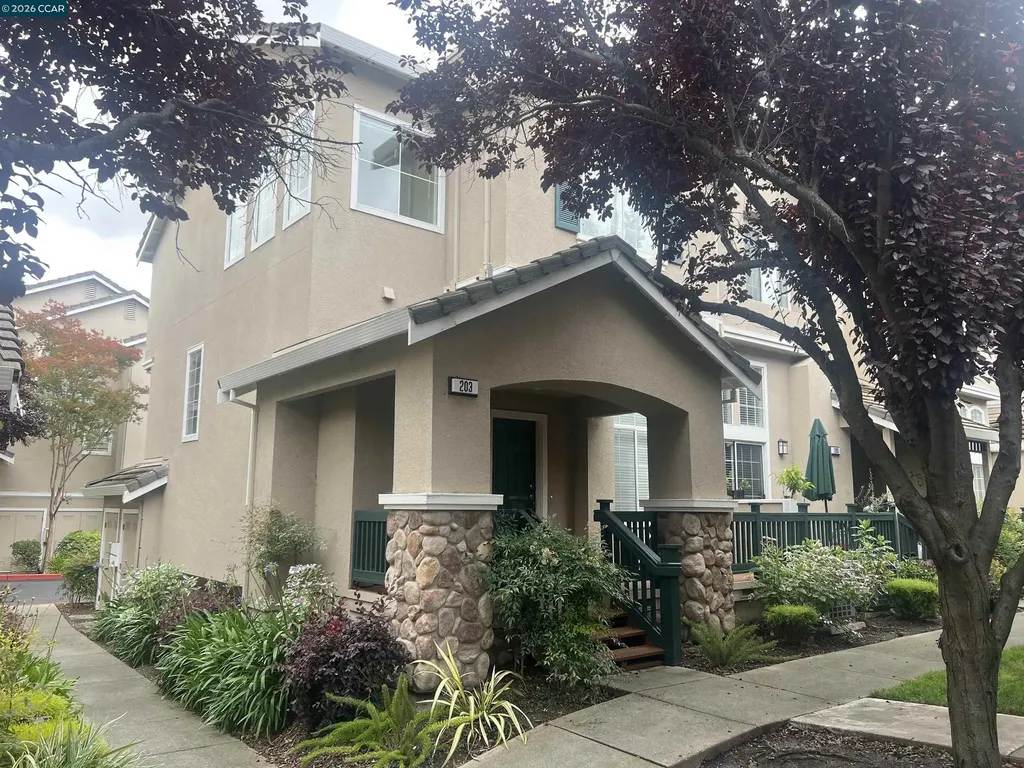 203 Swan Court Danville CA 94506