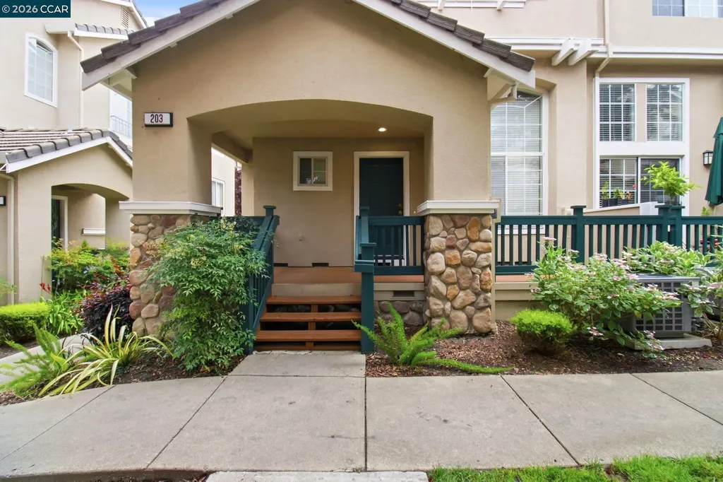 203 Swan Court Danville CA 94506