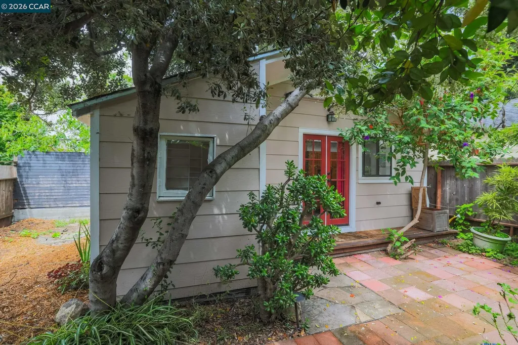 1316 Peralta Avenue Berkeley CA 94702