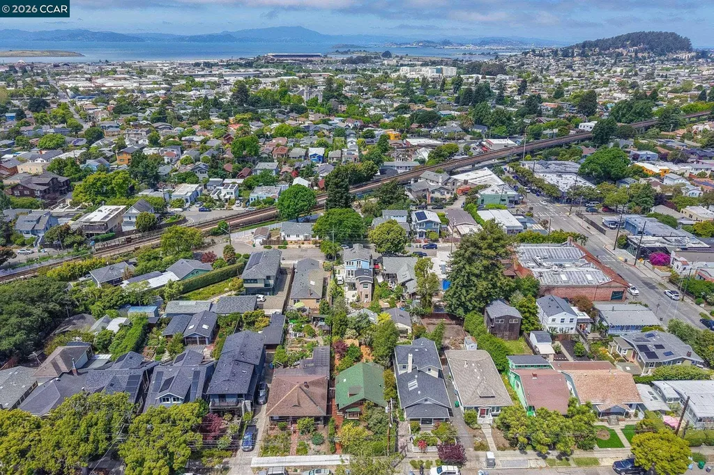 1316 Peralta Avenue Berkeley CA 94702