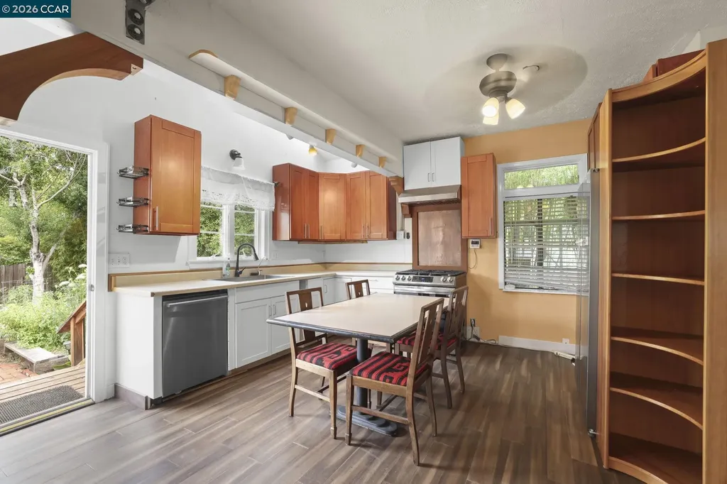 1316 Peralta Avenue Berkeley CA 94702