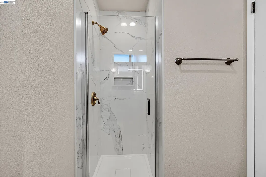 34515 Bentley Court Fremont CA 94555