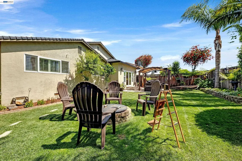 34515 Bentley Court Fremont CA 94555