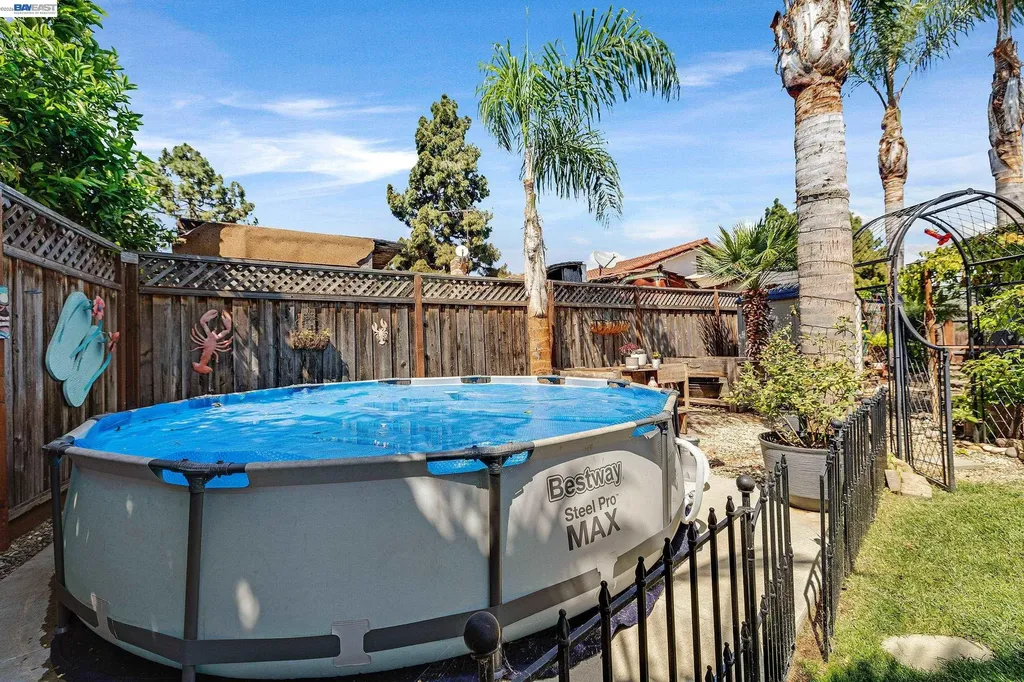 34515 Bentley Court Fremont CA 94555