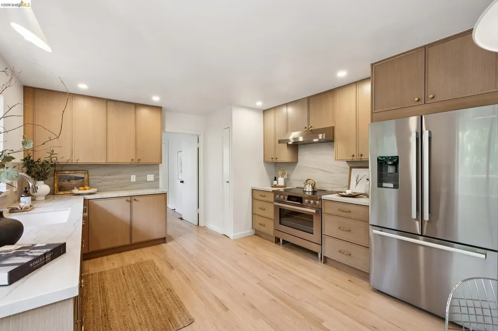 156 Hazel Lane Piedmont CA 94611