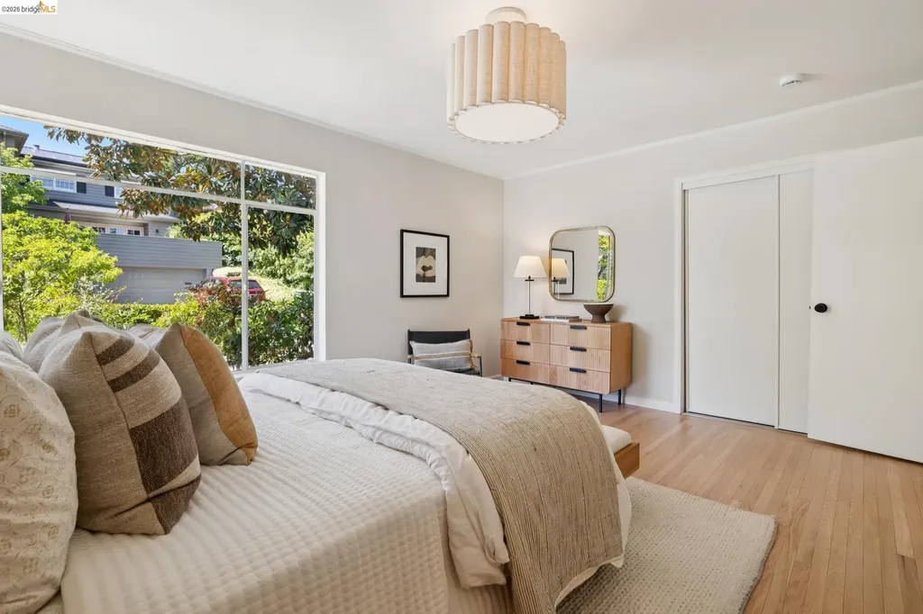 156 Hazel Lane Piedmont CA 94611