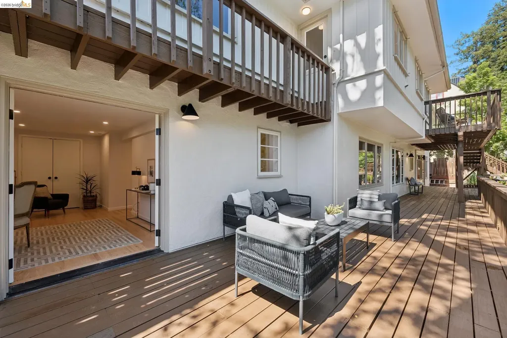 156 Hazel Lane Piedmont CA 94611