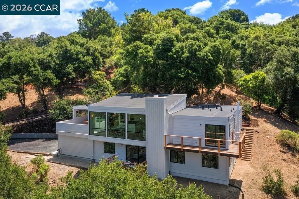 16 Sunnyside Court Orinda CA 94563
