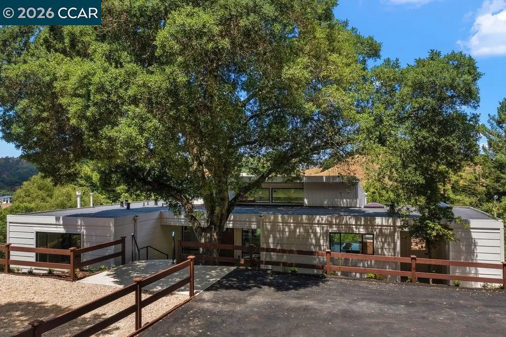 16 Sunnyside Court Orinda CA 94563