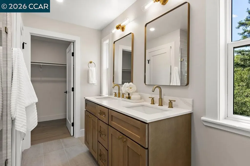 16 Sunnyside Court Orinda CA 94563