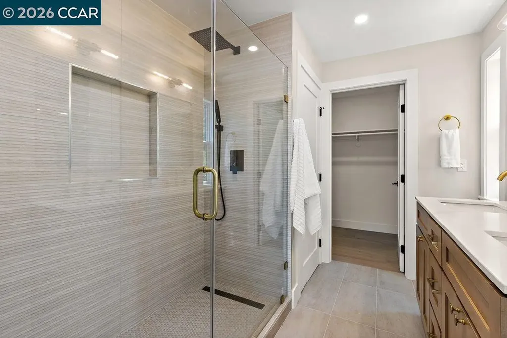 16 Sunnyside Court Orinda CA 94563