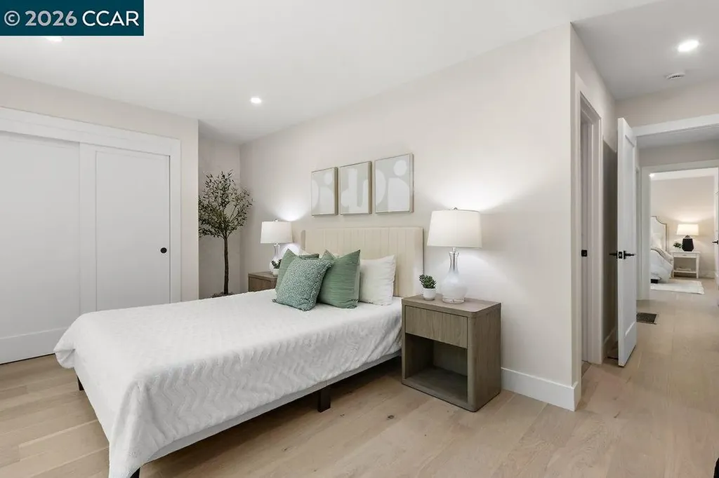 16 Sunnyside Court Orinda CA 94563