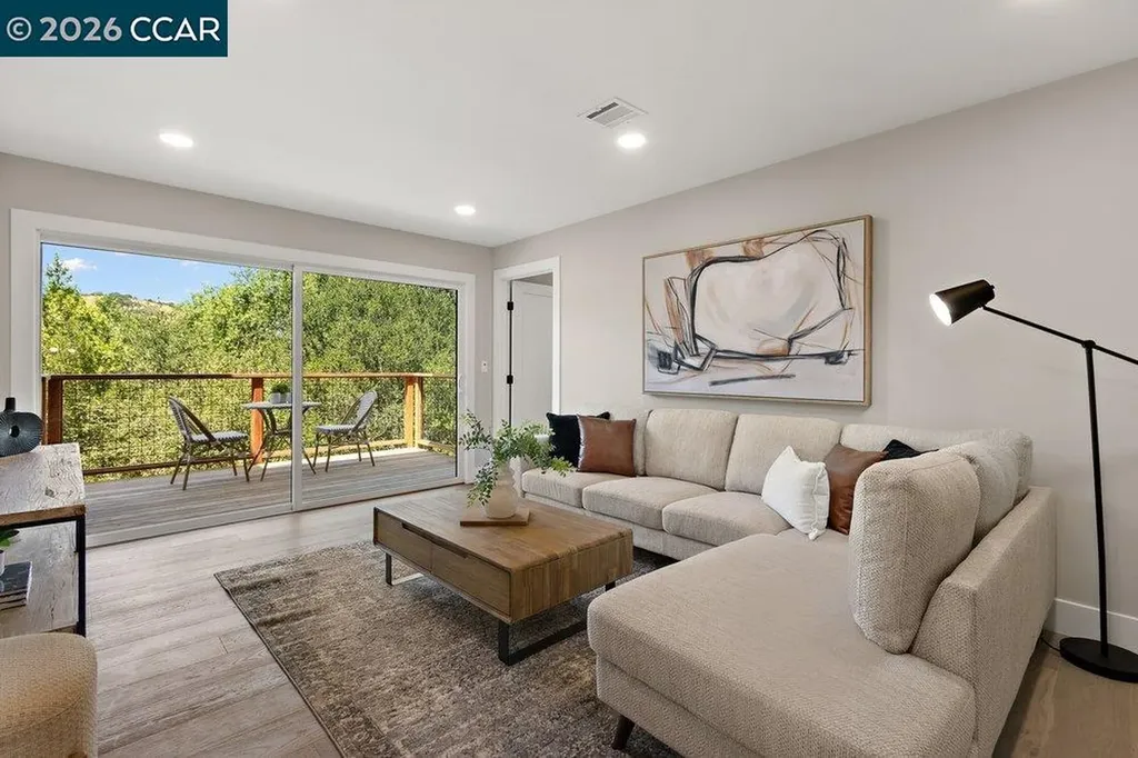 16 Sunnyside Court Orinda CA 94563