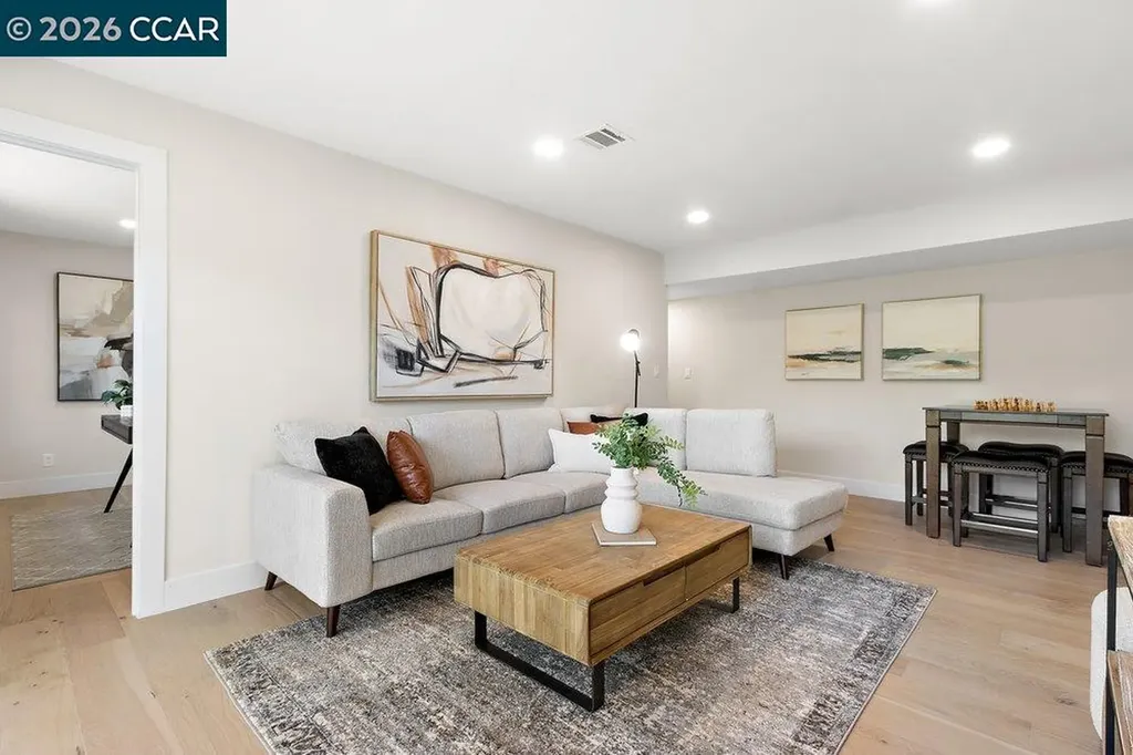 16 Sunnyside Court Orinda CA 94563