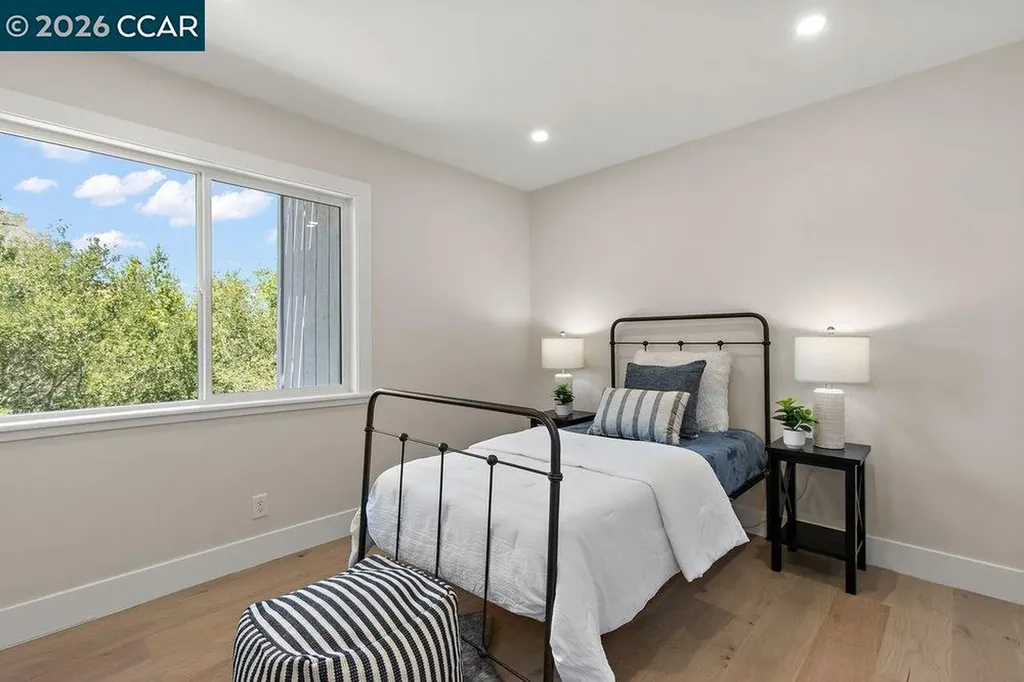 16 Sunnyside Court Orinda CA 94563