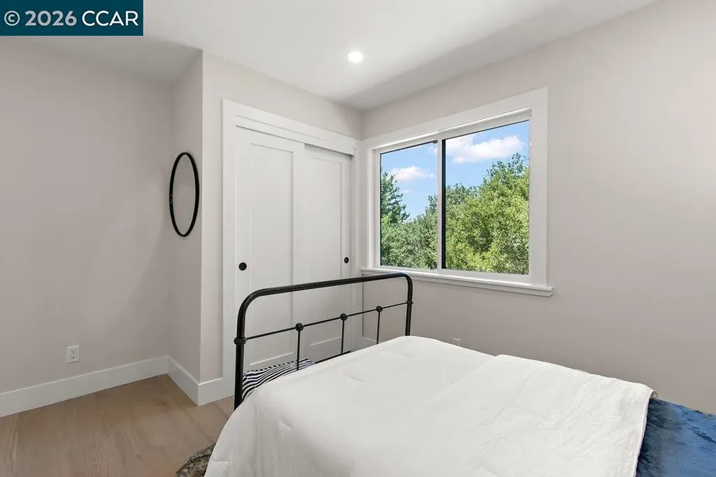 16 Sunnyside Court Orinda CA 94563