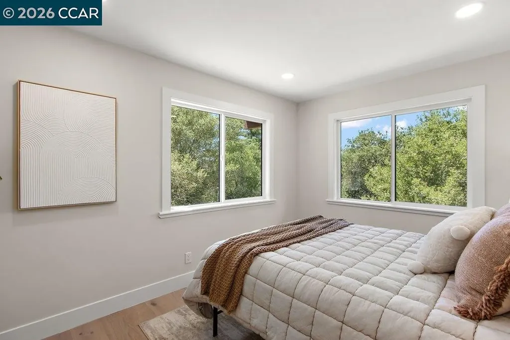 16 Sunnyside Court Orinda CA 94563