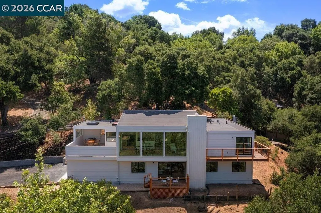 16 Sunnyside Court Orinda CA 94563