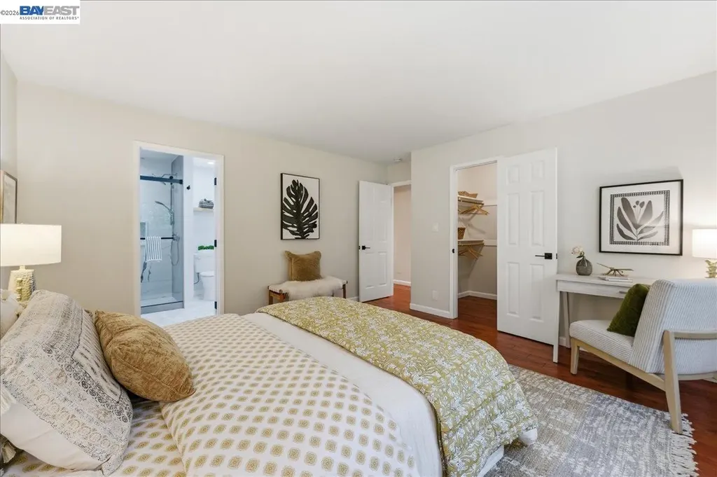 7981 Surrey Lane Oakland CA 94605
