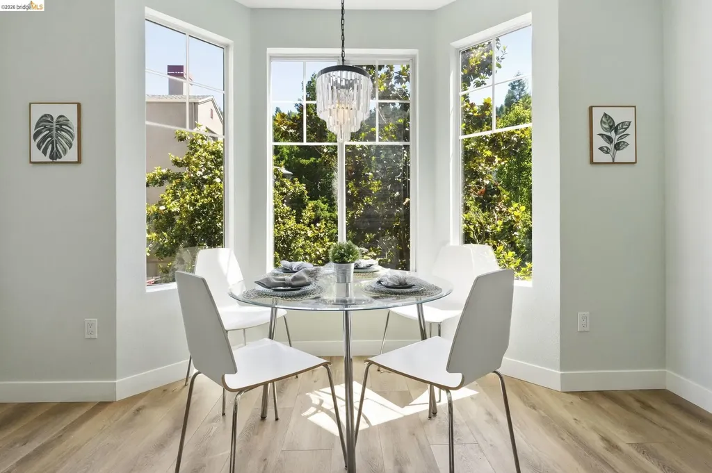 280 Caldecott Lane Oakland CA 94618