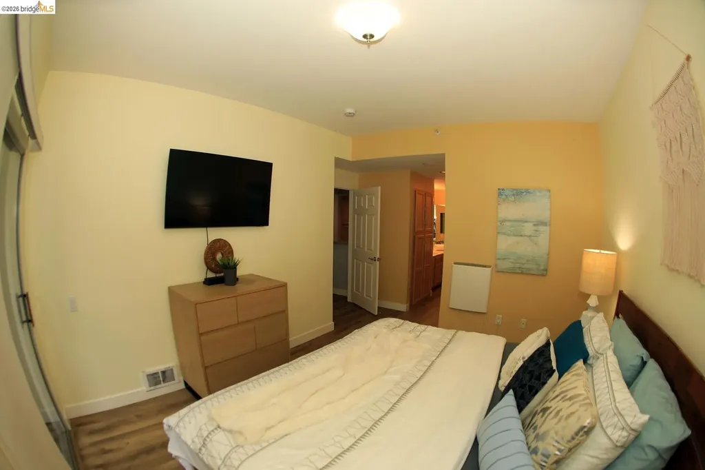280 Caldecott Lane Oakland CA 94618