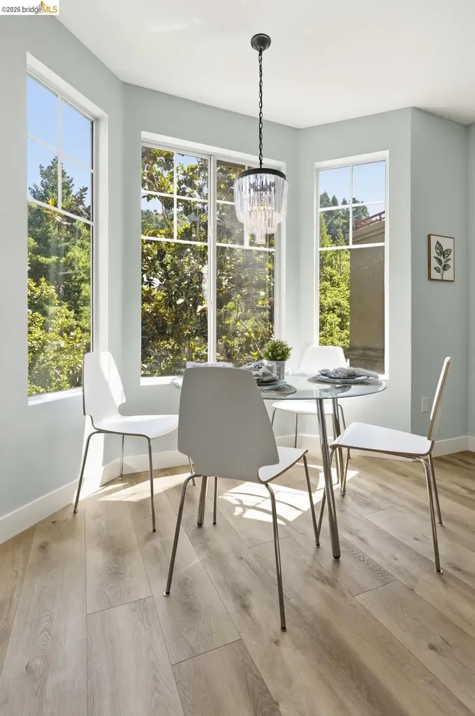 280 Caldecott Lane Oakland CA 94618