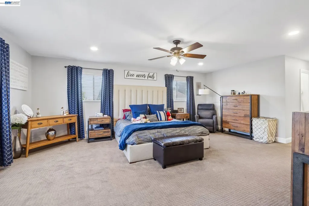 24653 Surrey Way Hayward CA 94544