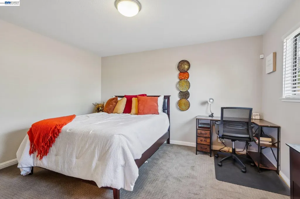 24653 Surrey Way Hayward CA 94544