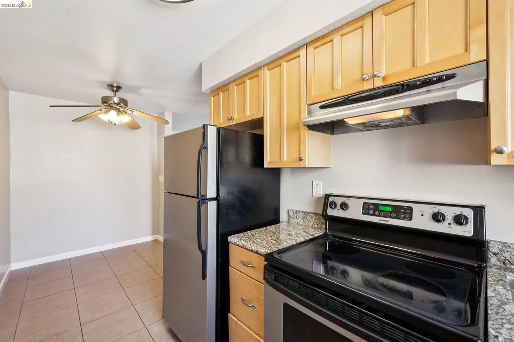 466 Crescent Street Oakland CA 94610