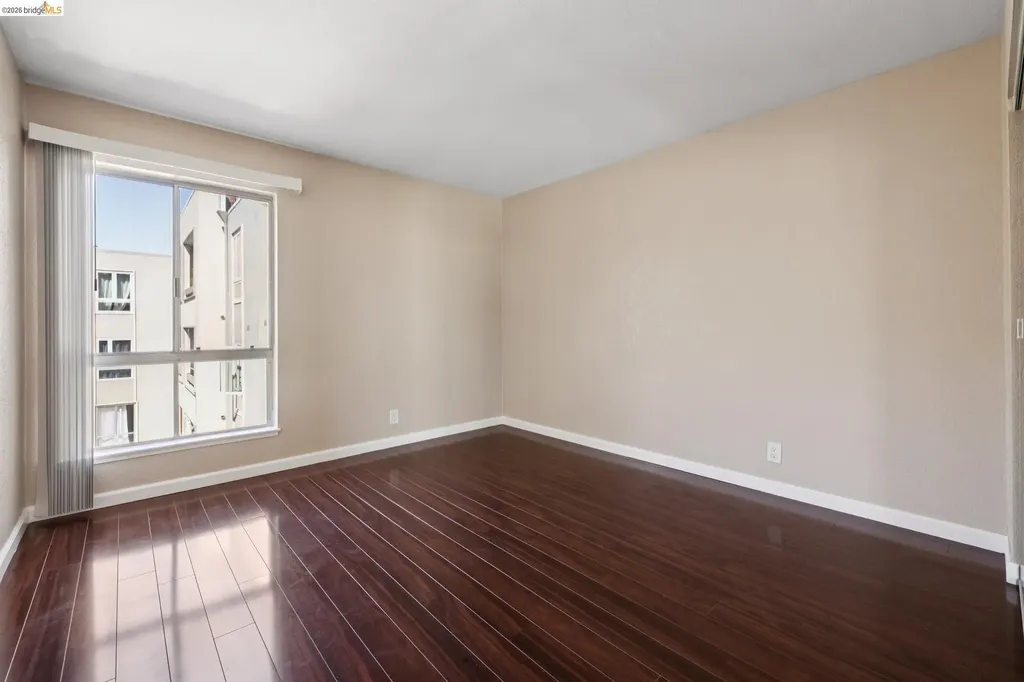 466 Crescent Street Oakland CA 94610