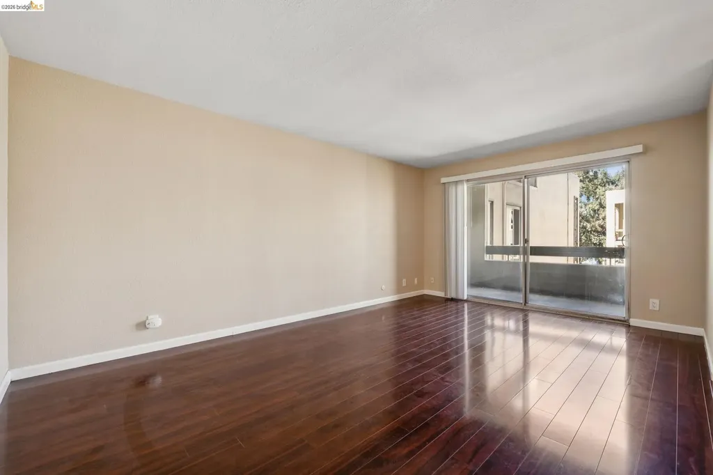 466 Crescent Street Oakland CA 94610