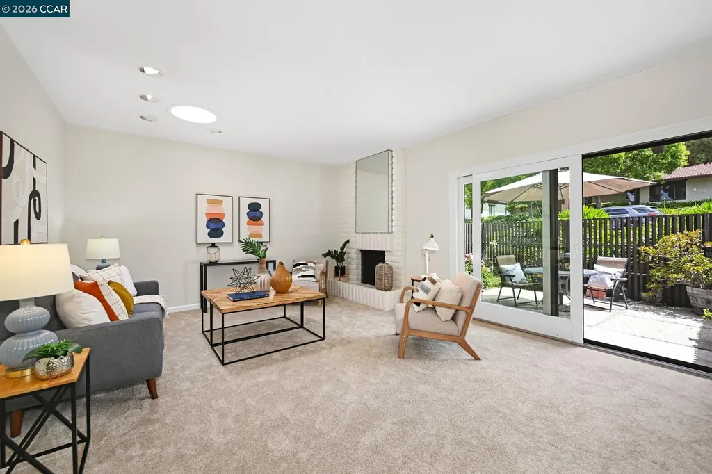 1351 Camino Peral Moraga CA 94556