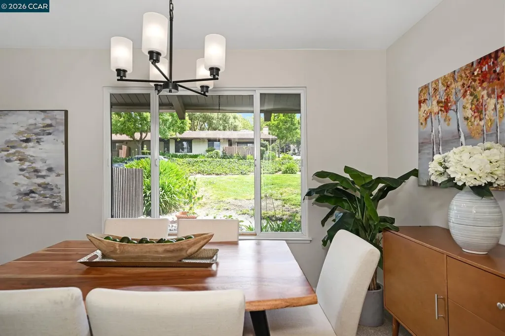 1351 Camino Peral Moraga CA 94556