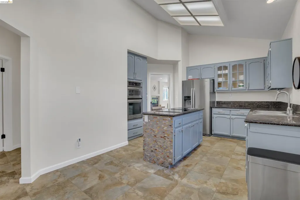 1952 Cherry Hills Drive Discovery Bay CA 94505