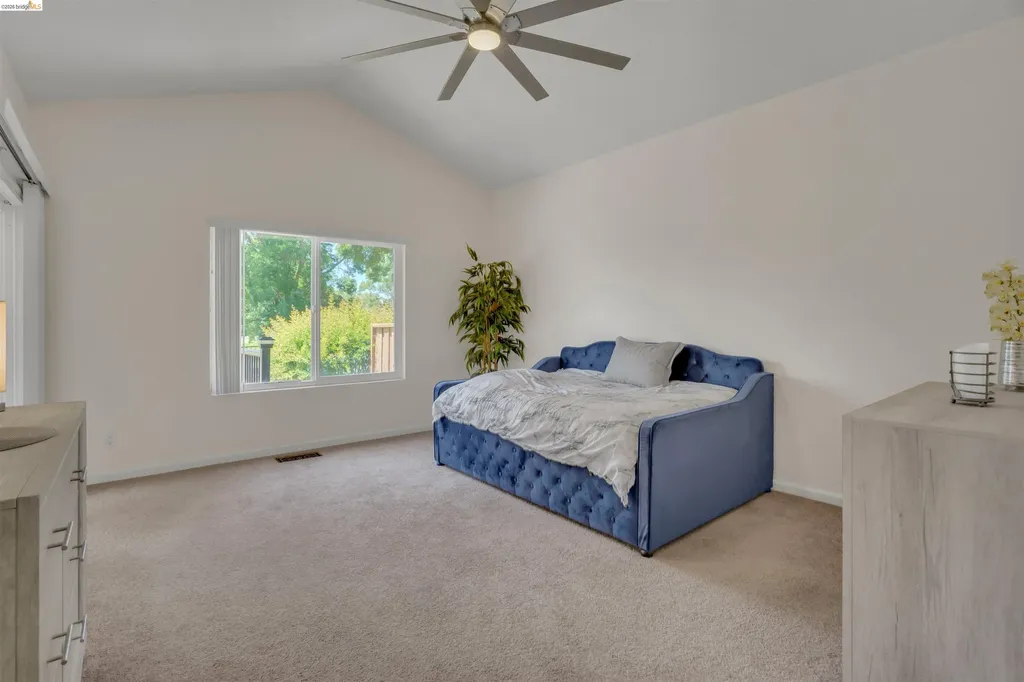 1952 Cherry Hills Drive Discovery Bay CA 94505