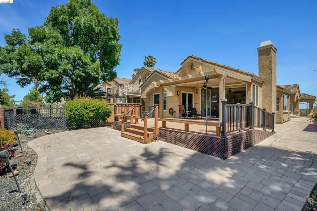 1952 Cherry Hills Drive Discovery Bay CA 94505
