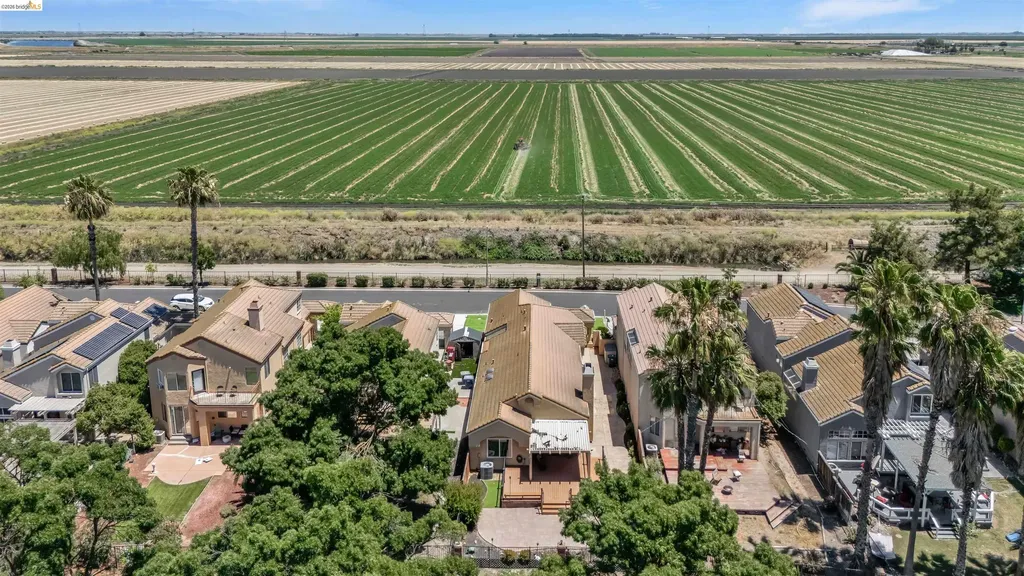1952 Cherry Hills Drive Discovery Bay CA 94505