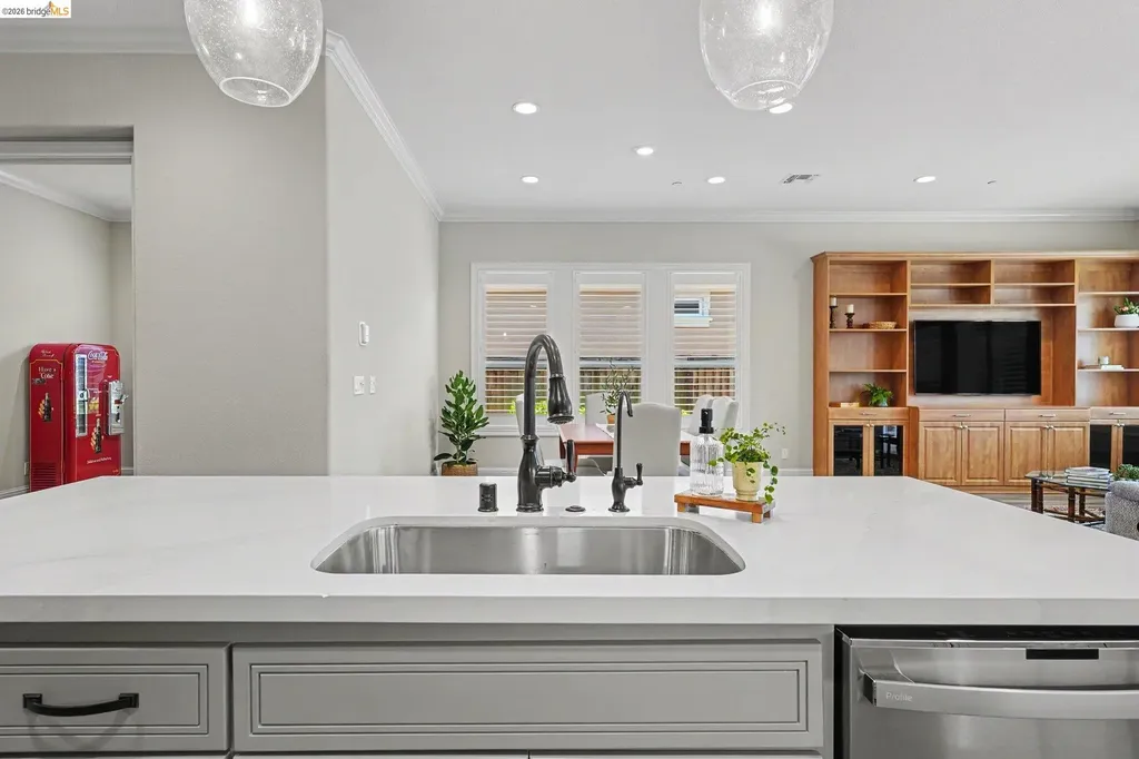 1696 Provence Lane Brentwood CA 94513