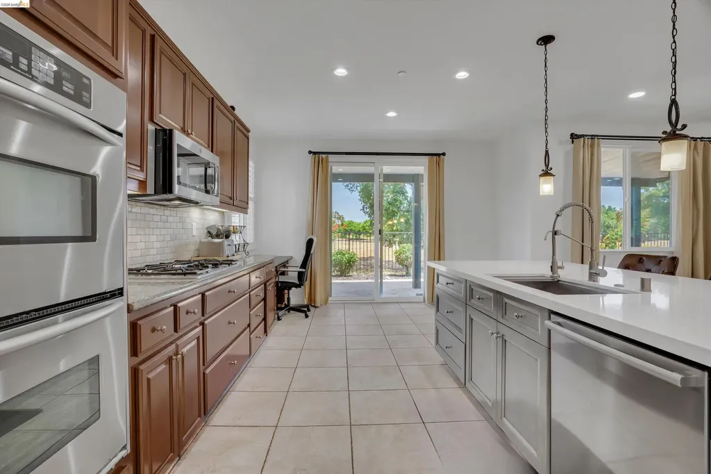 288 Pebble Beach Drive Brentwood CA 94513