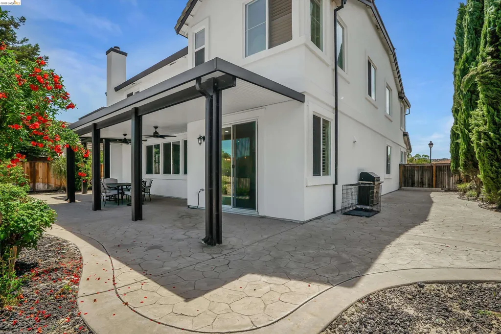 288 Pebble Beach Drive Brentwood CA 94513