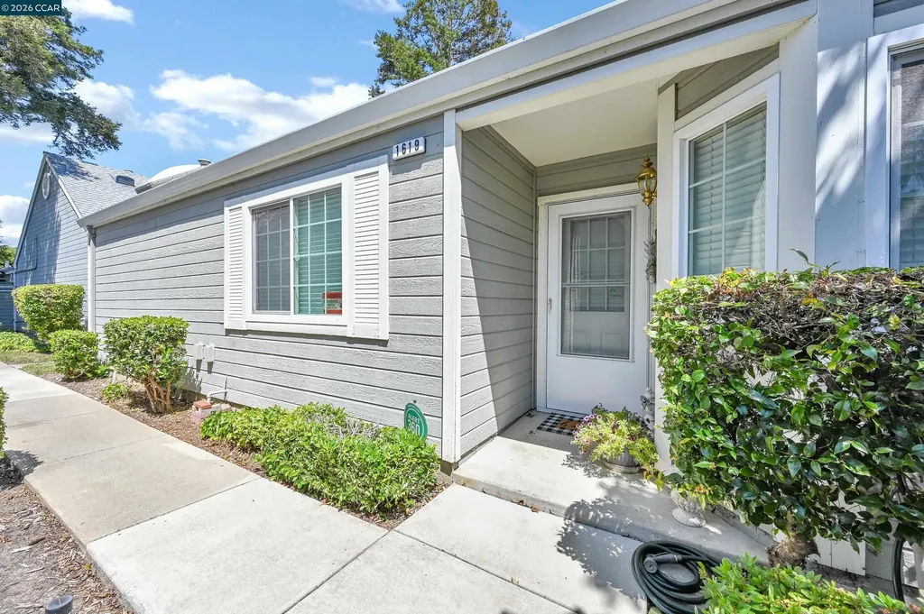 1619 Somerset Place Antioch CA 94509