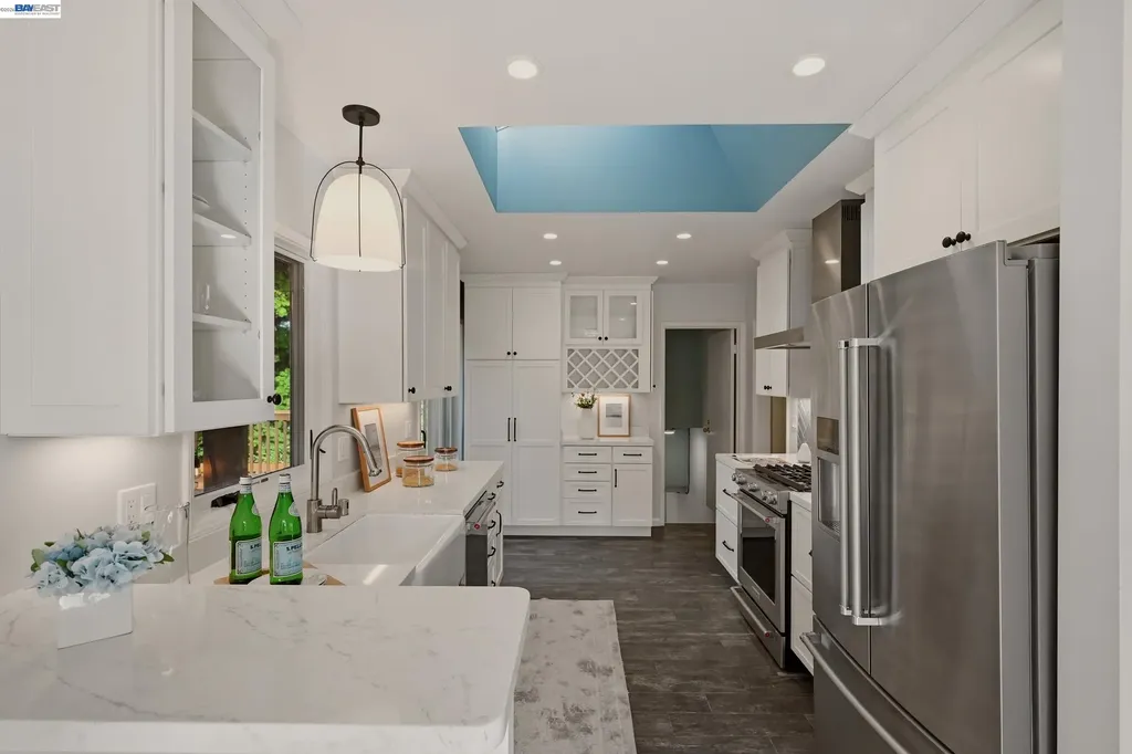 4880 Mancini Drive Castro Valley CA 94546