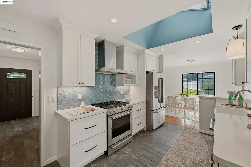 4880 Mancini Drive Castro Valley CA 94546