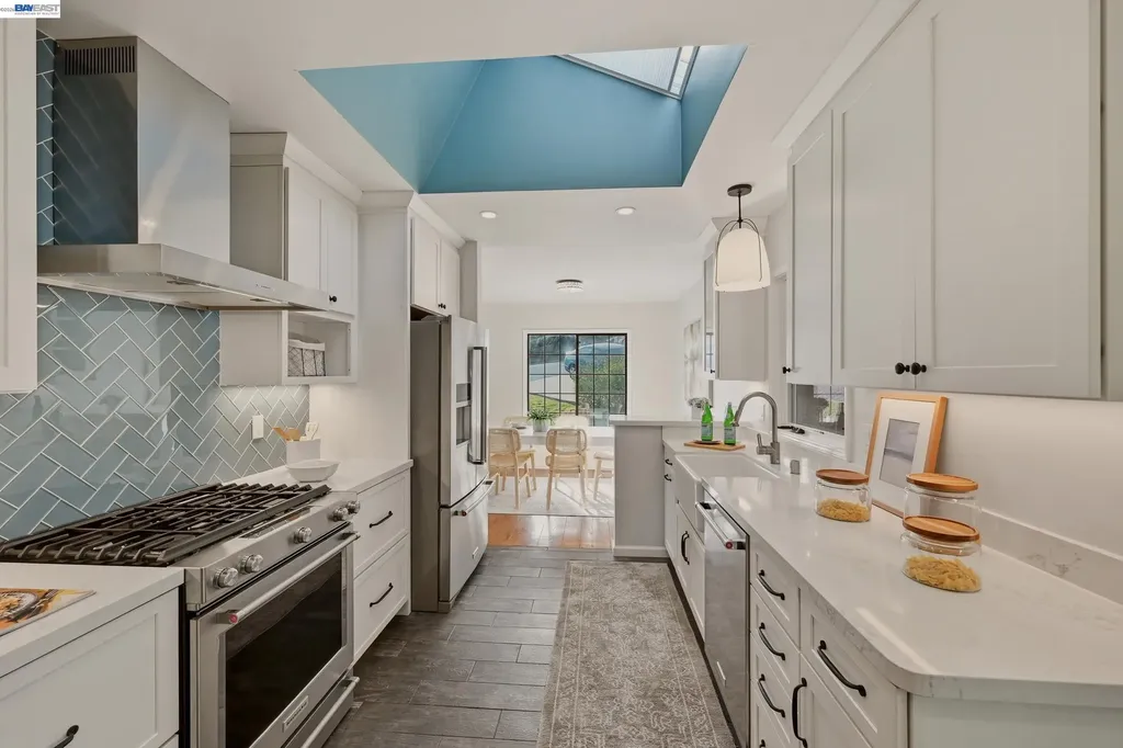 4880 Mancini Drive Castro Valley CA 94546