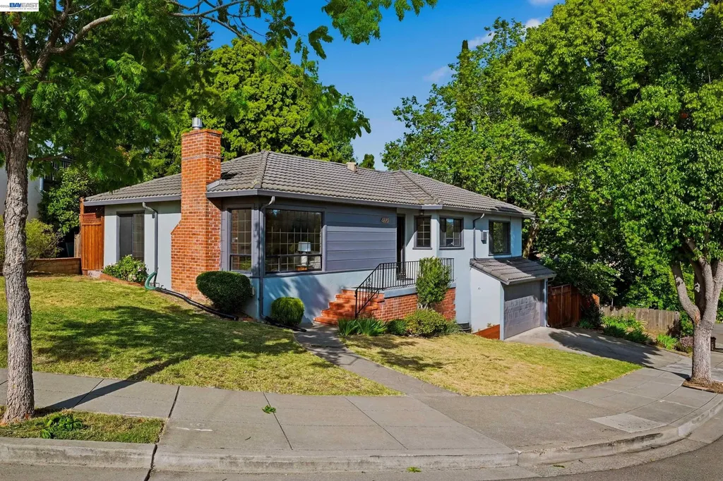 4880 Mancini Drive Castro Valley CA 94546